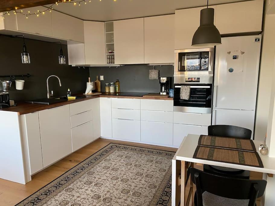 Cosy Flat Near Cable Car And The Arctic Cathedral Διαμέρισμα Τρόμσο Εξωτερικό φωτογραφία